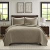Queen 3 Piece Luxurious Oversized Quilt Set
